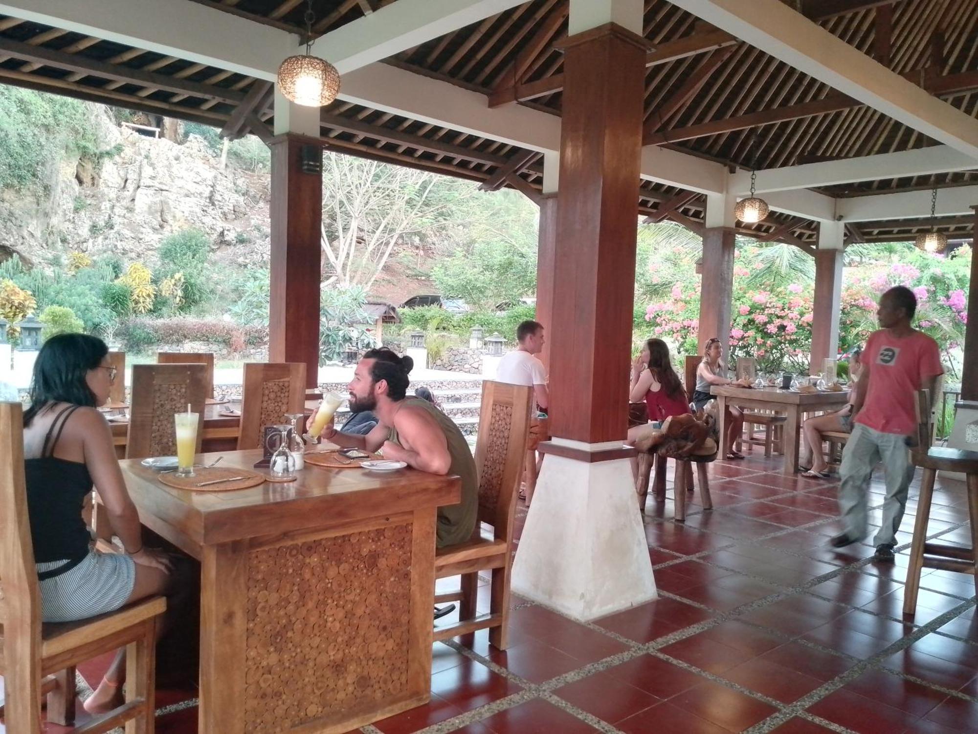 Cersen Resort Lombok Kuta  Ngoại thất bức ảnh